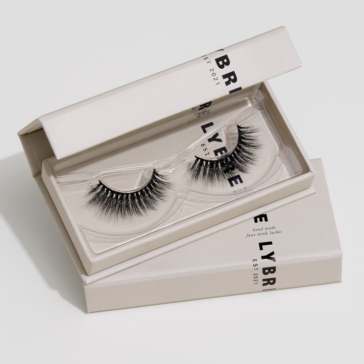 Lybre Lashes no 4 packaging
