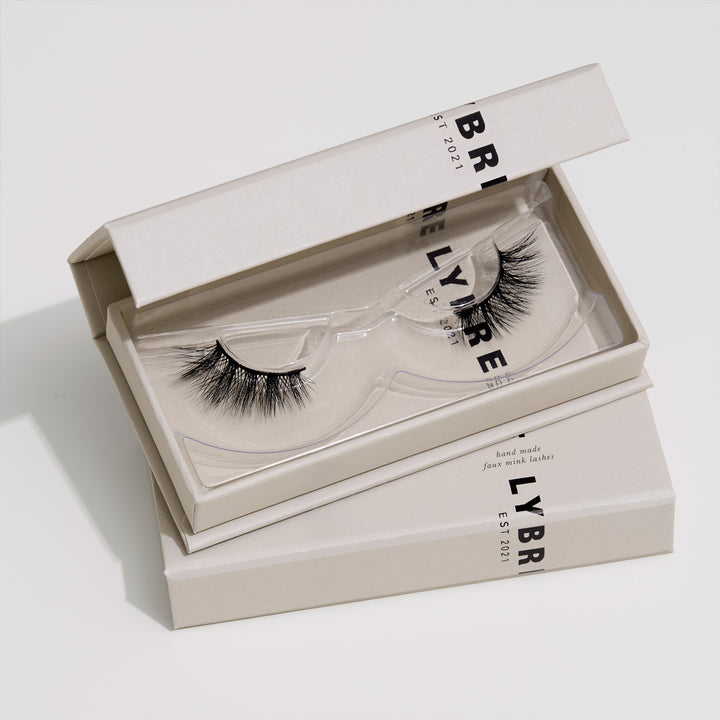 Lybre Lashes No 6 packaging